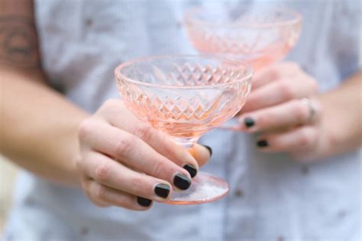 What is pink depression glass?