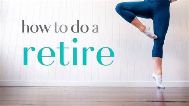What is retire in ballet?