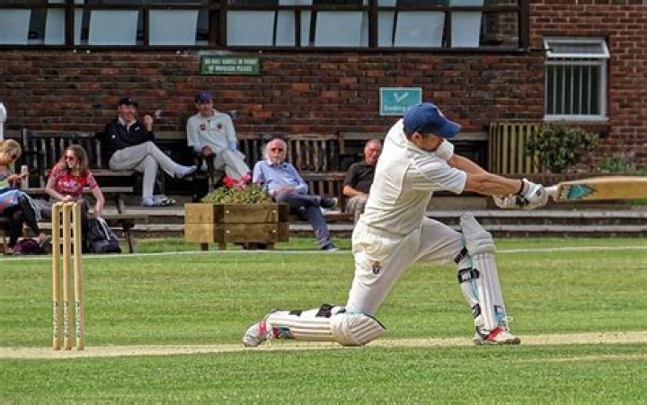 What is sweep in cricket?