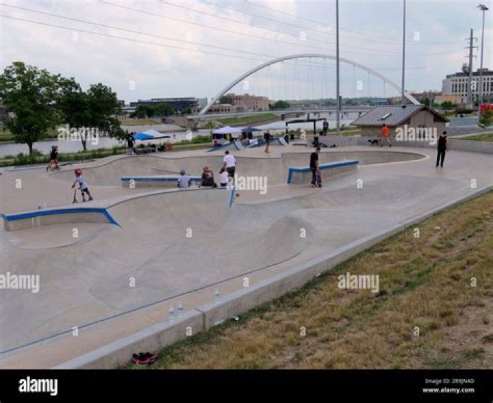 What is the biggest skate park in Iowa?