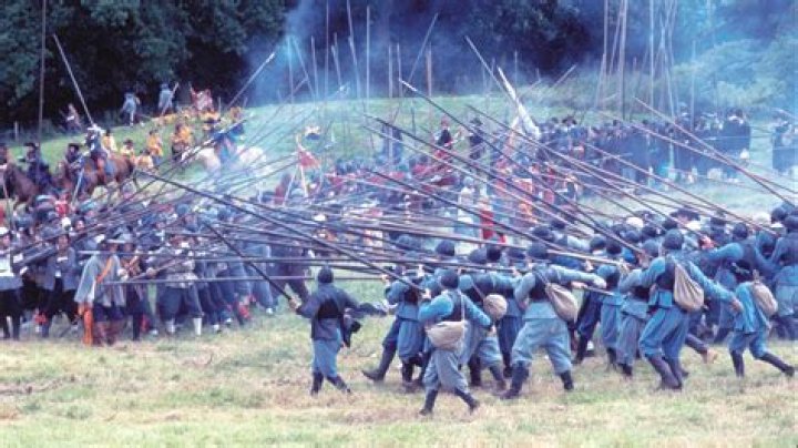 What is the blue weapon in Last of the Mohicans?