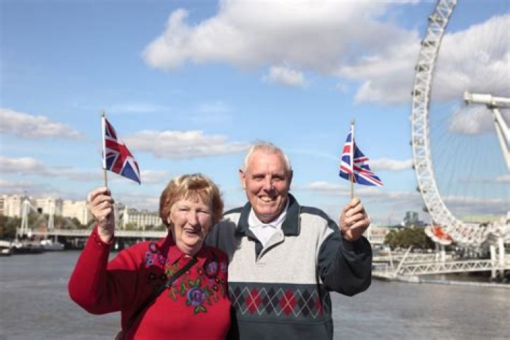 What is the difference between British citizen and British national?