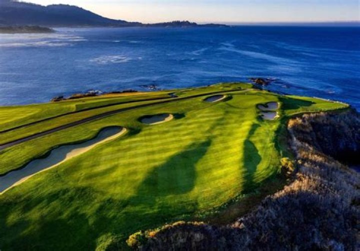 What is the highest golf course rating?
