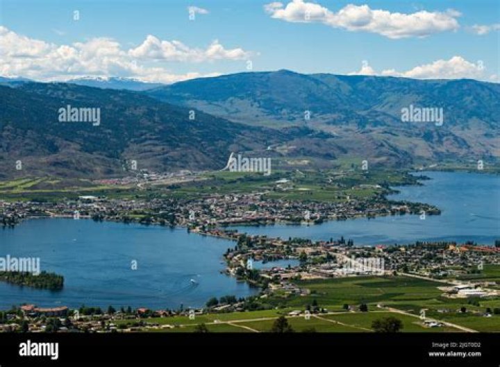 What is the highest temperature recorded in Osoyoos British Columbia?