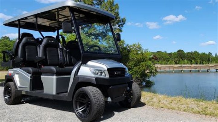 What is the max speed of a golf cart?