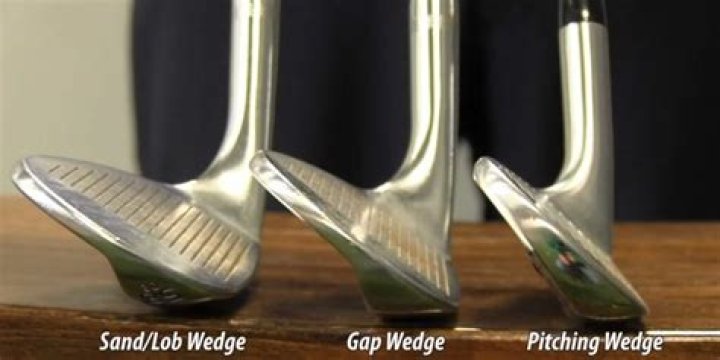 What loft is a Cleveland sand wedge?