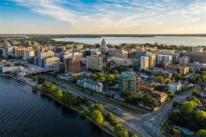 What town is the center of Wisconsin?