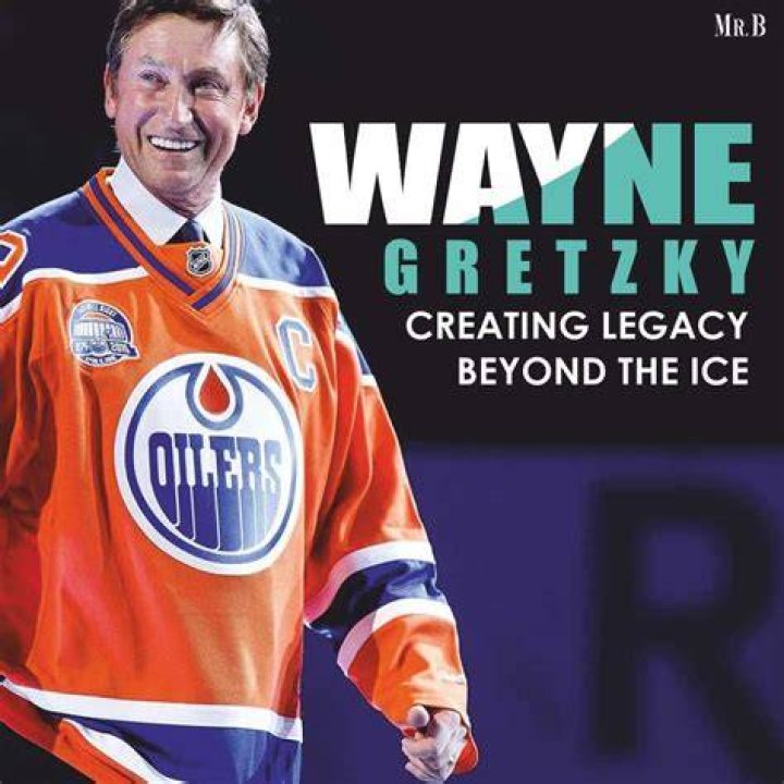 What type of stick did Wayne Gretzky use?