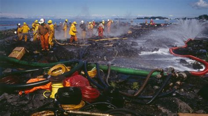 What was the worst oil spill in history?