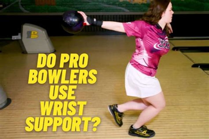 What weight do female bowlers use?