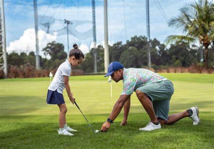 When did Japan start playing golf?