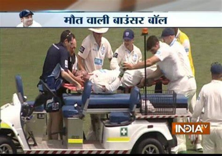 Which Australian cricketer died?