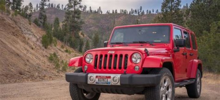 Which car color fades the fastest?