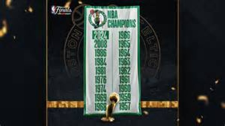 Which team won nine consecutive pennants in the Negro National League?