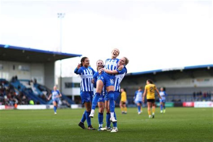 Who are Brighton's rivals?