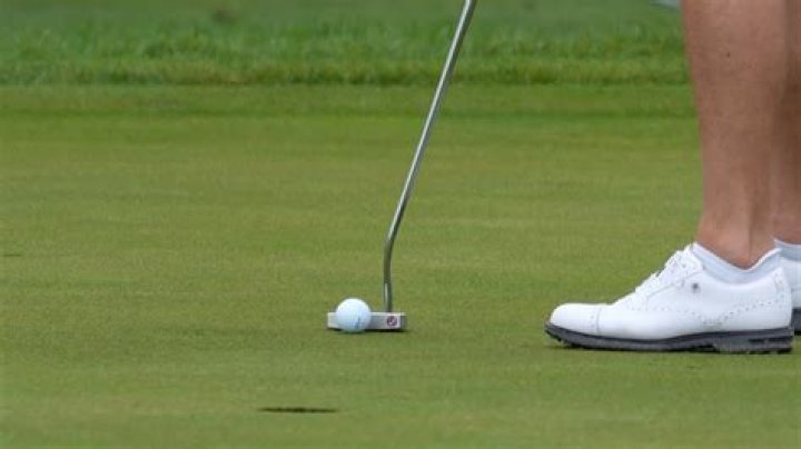 Who broke their putter at Augusta?