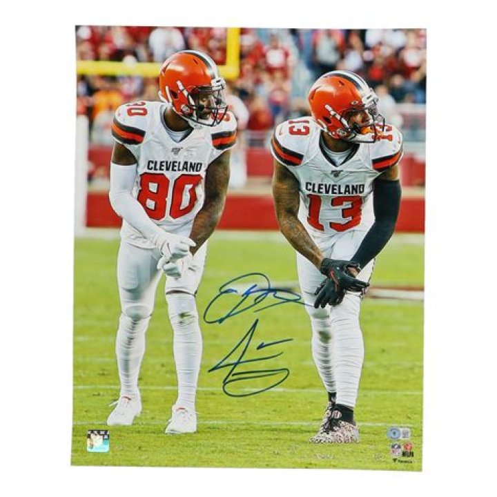 Who did Jarvis Landry signed with?