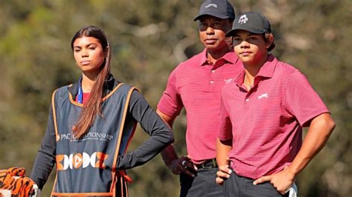 Who does Tiger Woods mentor?