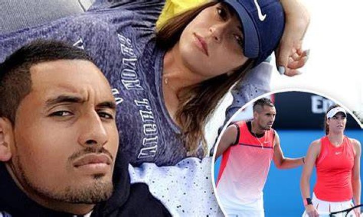 Who is Ajla Tomljanovic coach?