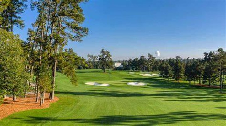 Who is the head pro at Augusta National Golf Club?