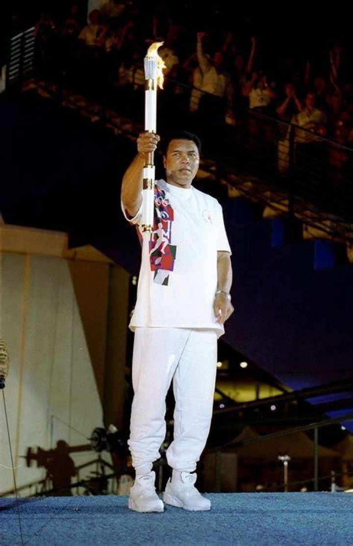 Who lit the torch in the 1996 Atlanta Olympics?