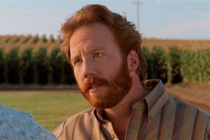 Who played the old doctor in Field of Dreams?