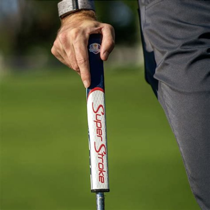 Who uses SuperStroke putter grips on tour?