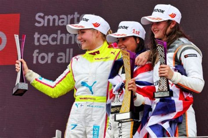 Why are there no female F1 drivers?