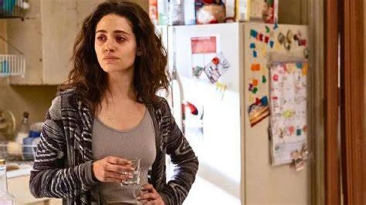 Why did Mandy leave Shameless?