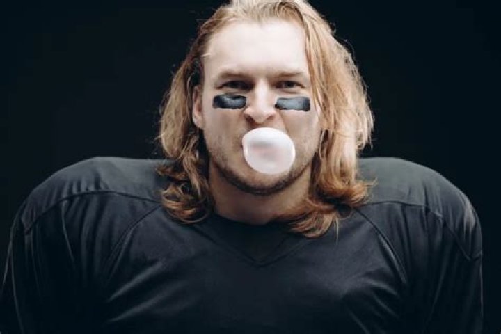 Why do athletes chew gum?