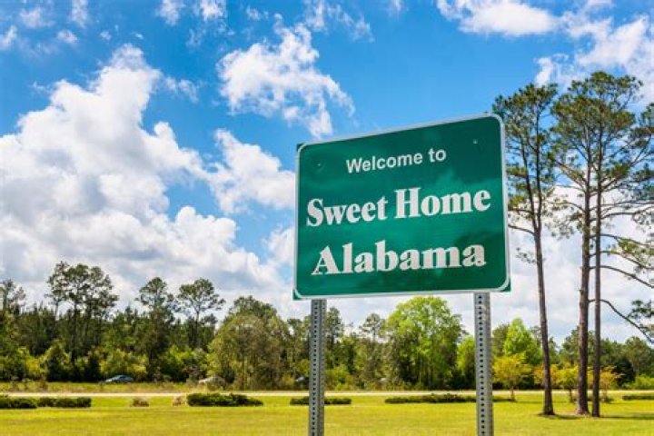 Why is Alabama called Roll Tide?