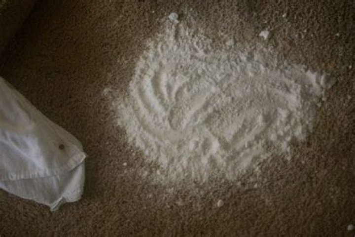 Will baking soda stain carpet?