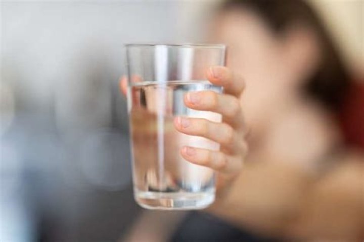 Will drinking water lower blood sugar?